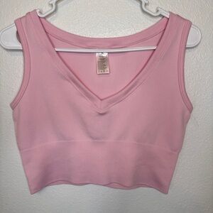 NWOT Light Pink Ribbed V-Neck Crop Tank